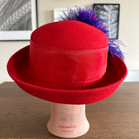 Vintage Church Hat /Derby Hat RED Original by Hatter's Heaven - Picture 3 of 5